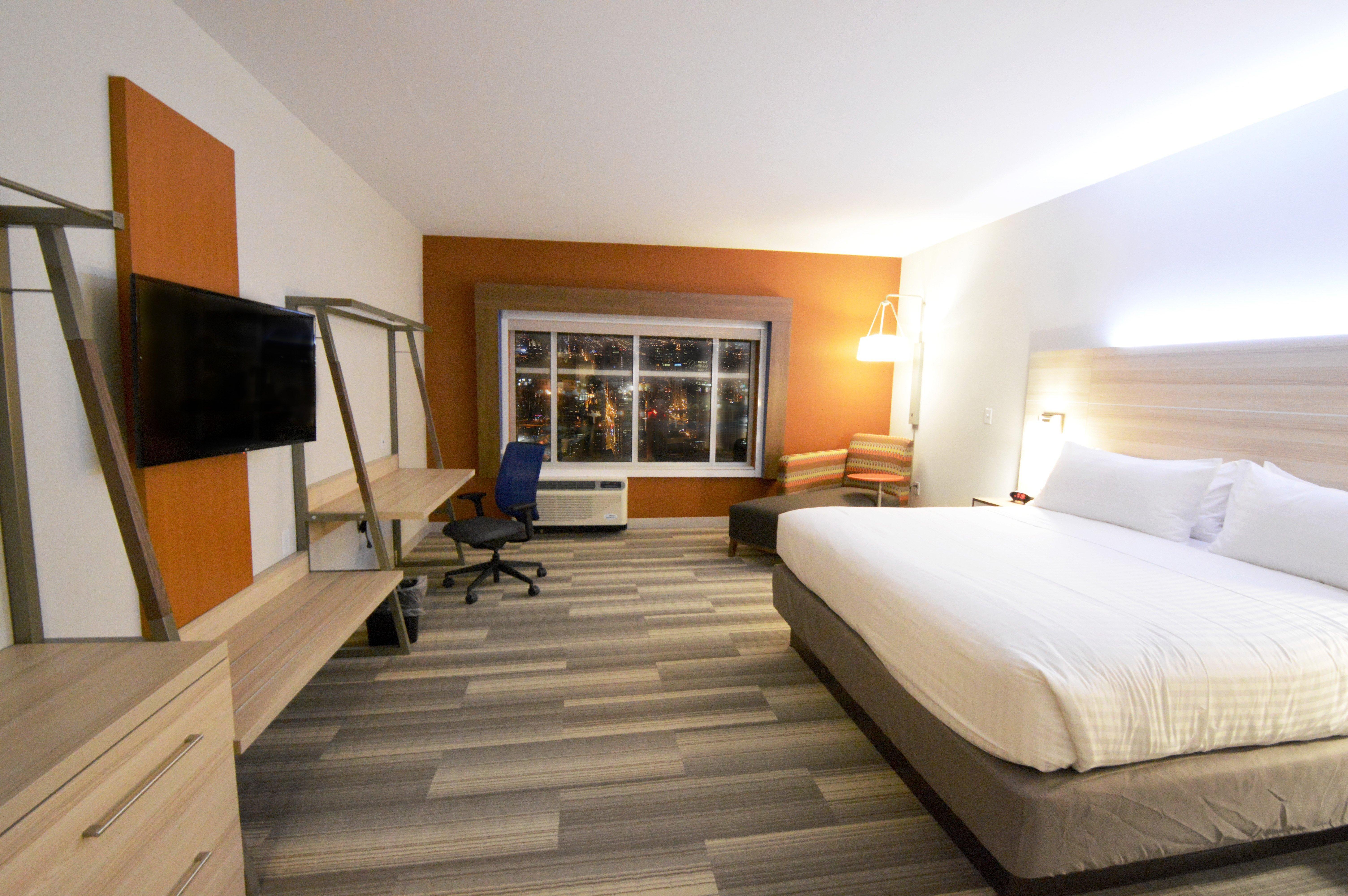 Holiday Inn Express & Suites Toledo West By Ihg Екстериор снимка